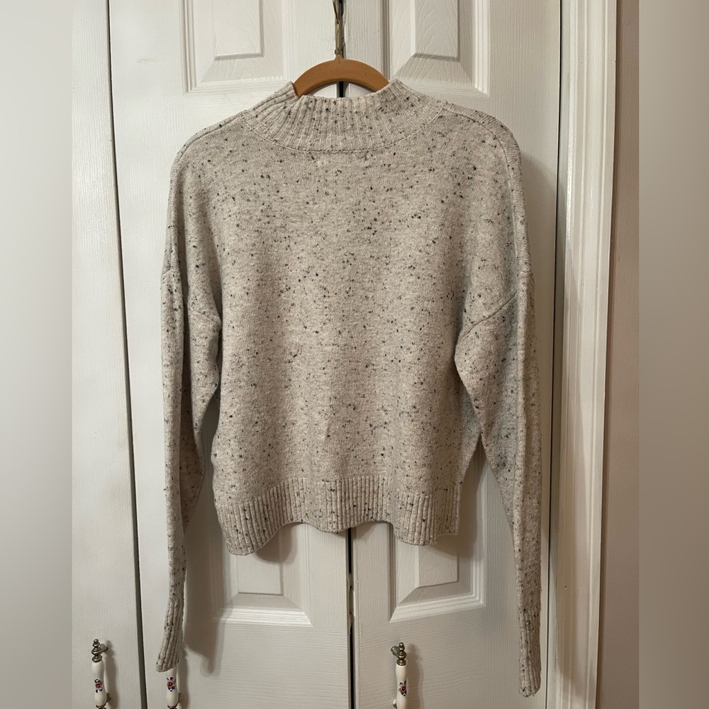 DKNY Speckled Sweater Color Tan/beige Pre-loved - Picture 8 of 8